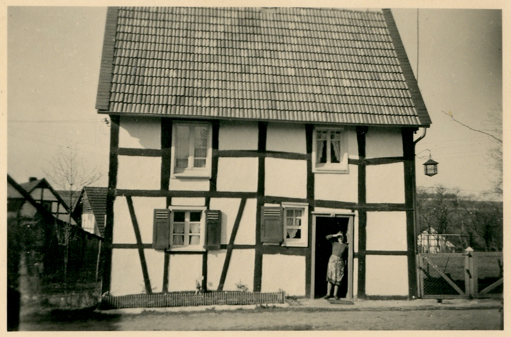Weidenbusch Nr. 8 in Brackemich -1941